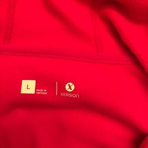 Xersion hooded sweatshirt